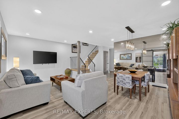 Photo 10 at 112 Andrea Lane, East Woodbridge, Vaughan