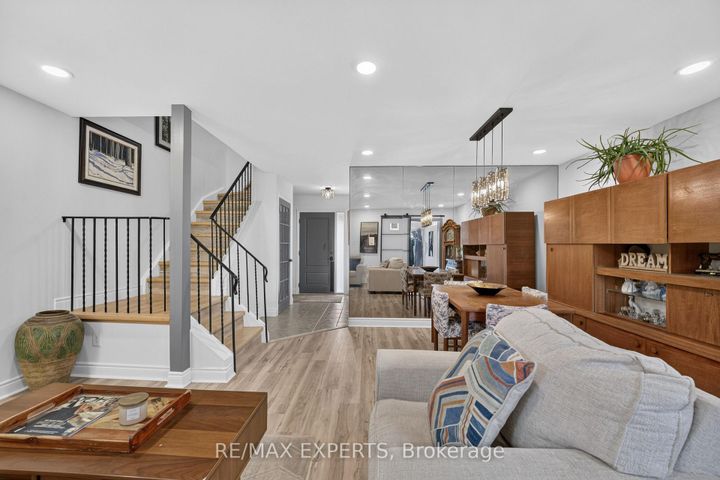 Photo 13 at 112 Andrea Lane, East Woodbridge, Vaughan