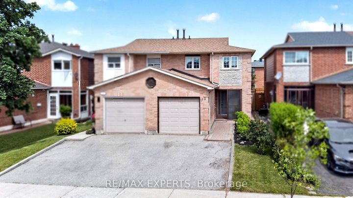 Photo 42 at 112 Andrea Lane, East Woodbridge, Vaughan