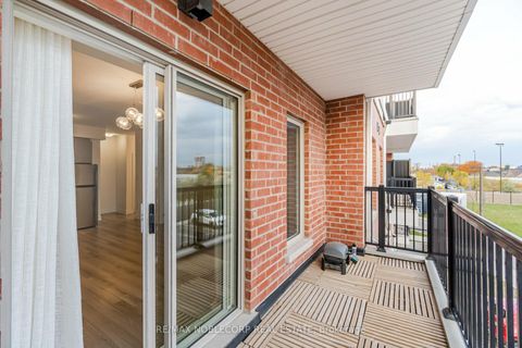Photo 10 at 22 - 39 John Perkins Bull Drive, CFB, Toronto