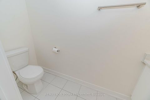 Photo 12 at 22 - 39 John Perkins Bull Drive, CFB, Toronto