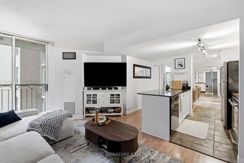 Photo 2 at 704 - 323 Richmond Street E, Moss Park, Toronto