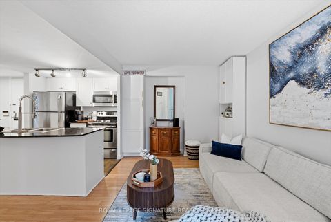Photo 6 at 704 - 323 Richmond Street E, Moss Park, Toronto