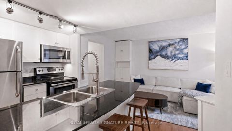 Photo 7 at 704 - 323 Richmond Street E, Moss Park, Toronto