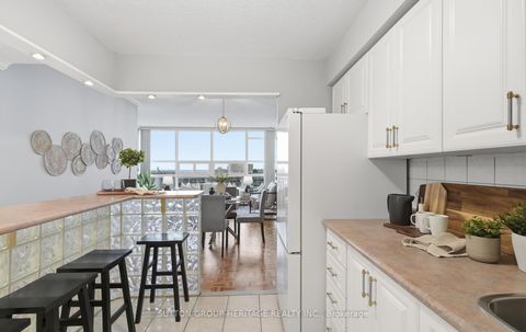 Photo 8 at PH07 - 3380 Eglinton Avenue E, Scarborough Village, Toronto