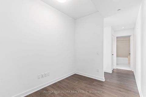 Photo 10 at 919 - 60 Tannery Road, Waterfront Communities C8, Toronto