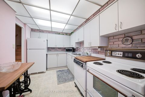 Photo 9 at 1208 - 11 Wincott Drive, The Westway, Toronto