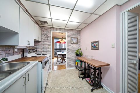 Photo 11 at 1208 - 11 Wincott Drive, The Westway, Toronto