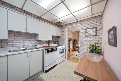 Photo 12 at 1208 - 11 Wincott Drive, The Westway, Toronto
