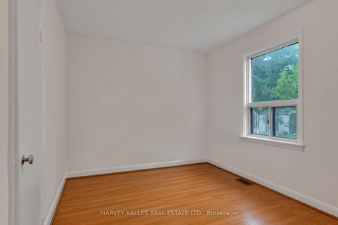 Photo 16 at 61 Abitibi Avenue, Newtonbrook East, Toronto