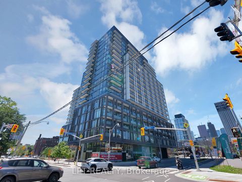 Photo 3 at 713 - 50 Power Street, Moss Park, Toronto
