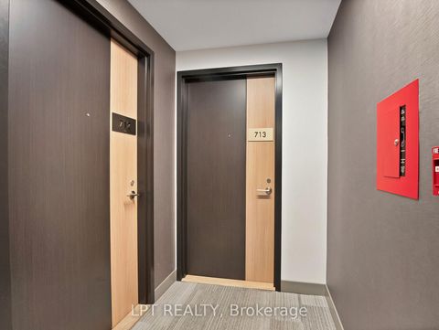 Photo 5 at 713 - 50 Power Street, Moss Park, Toronto