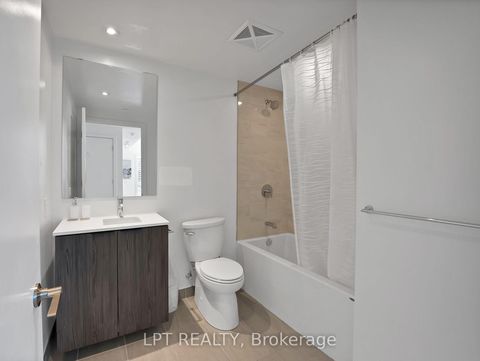 Photo 7 at 713 - 50 Power Street, Moss Park, Toronto