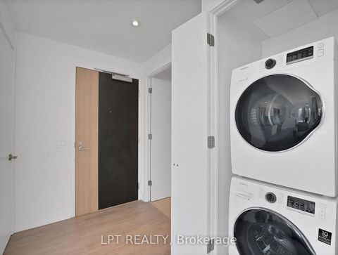 Photo 8 at 713 - 50 Power Street, Moss Park, Toronto