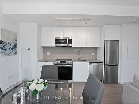 Photo 10 at 713 - 50 Power Street, Moss Park, Toronto