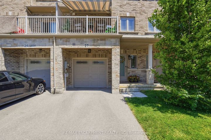 Photo 1 at 27 Crossings Way, Rural Glanbrook, Hamilton