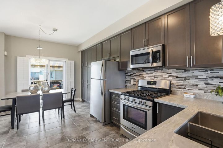 Photo 10 at 27 Crossings Way, Rural Glanbrook, Hamilton