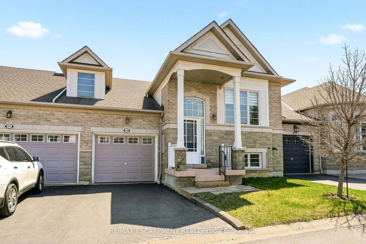 Photo 1 at 40 - 4400 MILLCROFT PARK Drive, Rose, Burlington