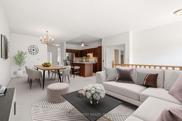 Photo 12 at 40 - 4400 MILLCROFT PARK Drive, Rose, Burlington