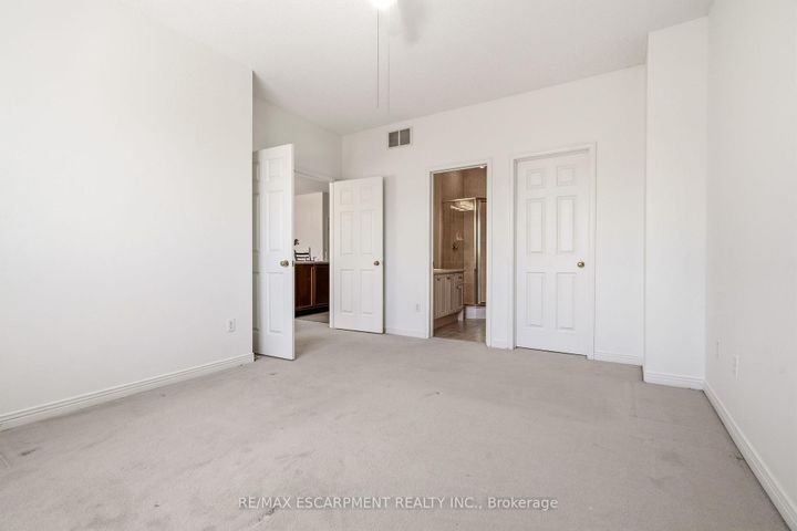 Photo 24 at 40 - 4400 MILLCROFT PARK Drive, Rose, Burlington