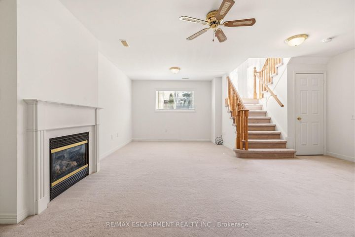 Photo 36 at 40 - 4400 MILLCROFT PARK Drive, Rose, Burlington