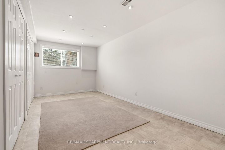Photo 38 at 40 - 4400 MILLCROFT PARK Drive, Rose, Burlington