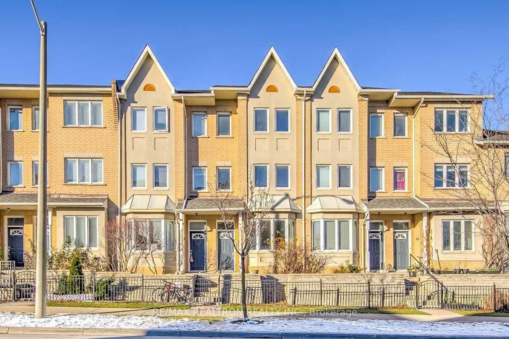 612 - 28 Rosebank Drive, Malvern, Toronto photo number 2