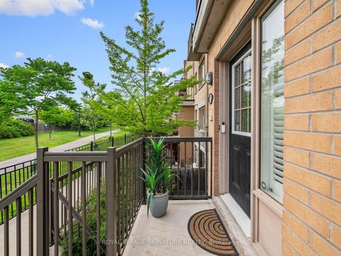 Photo 2 at 232 - 10 Foundry Avenue, Junction, Toronto