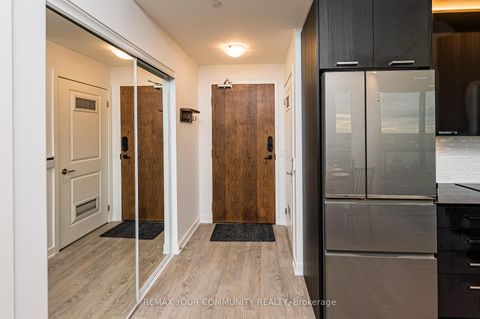 Photo 16 at 1002 - 120 Eagle Rock Way, Rural Vaughan, Vaughan