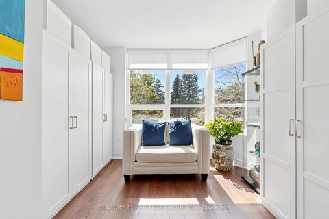 Photo 11 at 210 - 7601 Bathurst Street, Yorkhill, Vaughan