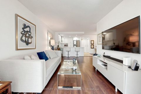 Photo 13 at 210 - 7601 Bathurst Street, Yorkhill, Vaughan