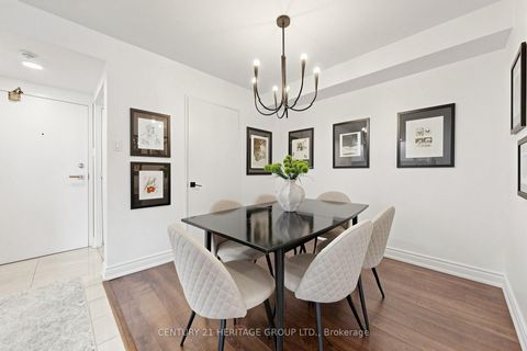 Photo 14 at 210 - 7601 Bathurst Street, Yorkhill, Vaughan