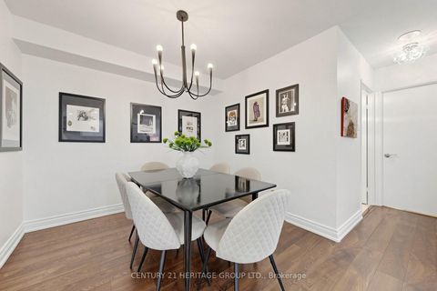 Photo 15 at 210 - 7601 Bathurst Street, Yorkhill, Vaughan