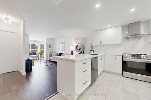 Photo 22 at 210 - 7601 Bathurst Street, Yorkhill, Vaughan