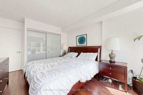 Photo 25 at 210 - 7601 Bathurst Street, Yorkhill, Vaughan