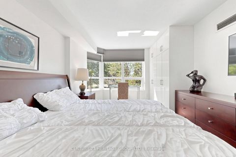 Photo 26 at 210 - 7601 Bathurst Street, Yorkhill, Vaughan