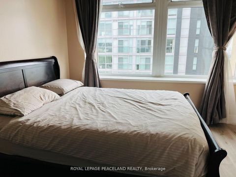 Photo 14 at 1607 - 111 St. Clair Avenue W, St. Clair, Toronto