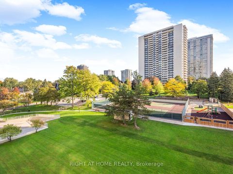 Photo 17 at 612 - 177 Linus Road, Don Valley Village, Toronto