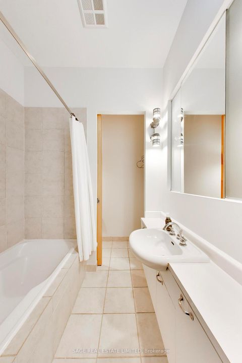 Photo 23 at 521 - 155 Dalhousie Street, Yonge Corridor, Toronto