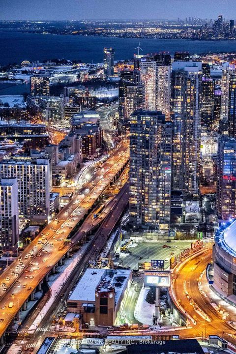 Photo 8 at 5706 - 14 York Street, Waterfront Communities C1, Toronto