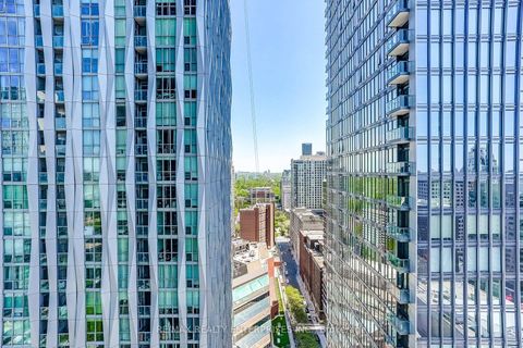 Photo 17 at 2409 - 11 Yorkville Avenue, Annex, Toronto