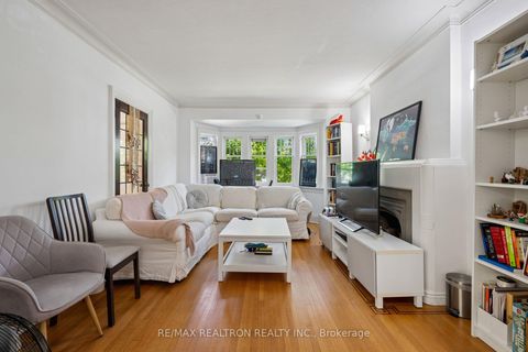 Photo 3 at 707 Hillsdale Avenue E, Mount Pleasant East, Toronto