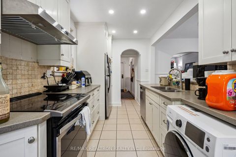 Photo 17 at 707 Hillsdale Avenue E, Mount Pleasant East, Toronto