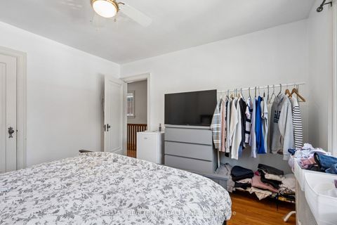 Photo 23 at 707 Hillsdale Avenue E, Mount Pleasant East, Toronto