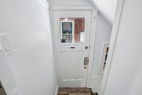 Photo 33 at 707 Hillsdale Avenue E, Mount Pleasant East, Toronto