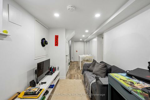 Photo 37 at 707 Hillsdale Avenue E, Mount Pleasant East, Toronto