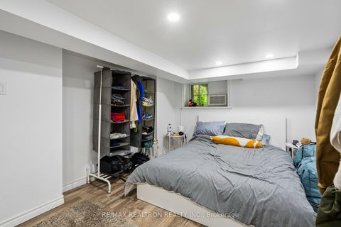 Photo 39 at 707 Hillsdale Avenue E, Mount Pleasant East, Toronto