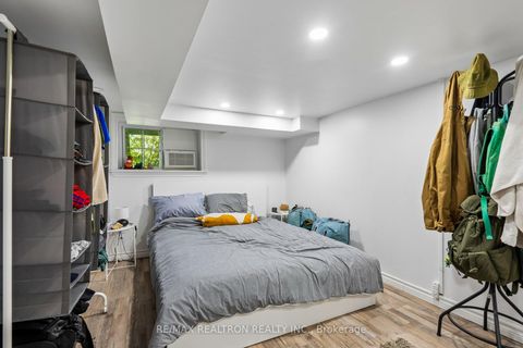 Photo 41 at 707 Hillsdale Avenue E, Mount Pleasant East, Toronto