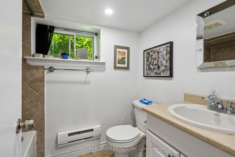Photo 43 at 707 Hillsdale Avenue E, Mount Pleasant East, Toronto