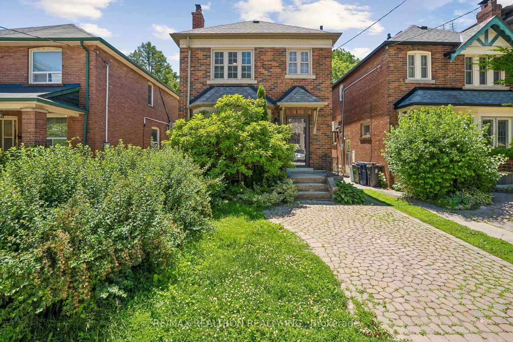 707 Hillsdale Avenue E, Mount Pleasant East, Toronto 